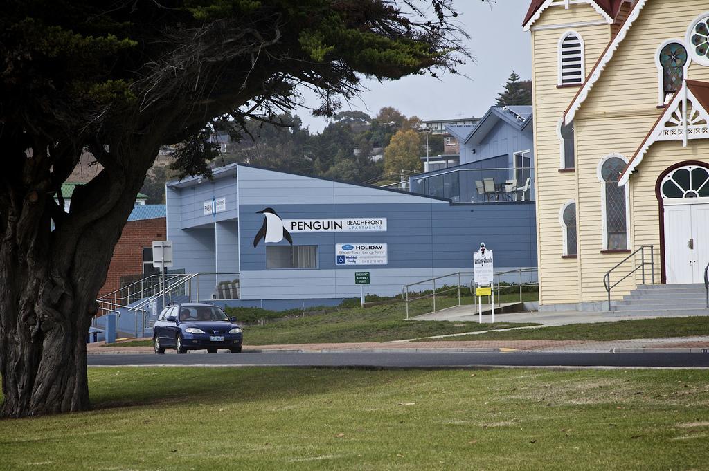 Penguin Beachfront Apartments Exterior foto